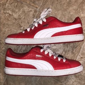 PUMA BASKET WOMENS SIZE 11